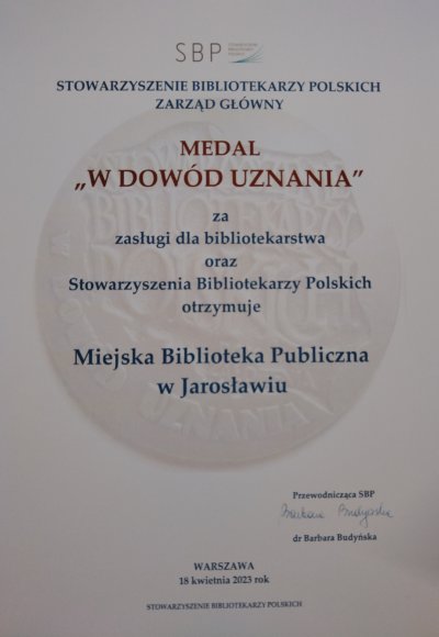 Medal w dowód uznania dla Miejskiej Biblioteki Publicznej w Jarosławiu