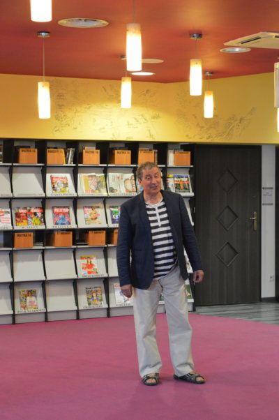 Solista z grupy Sway.